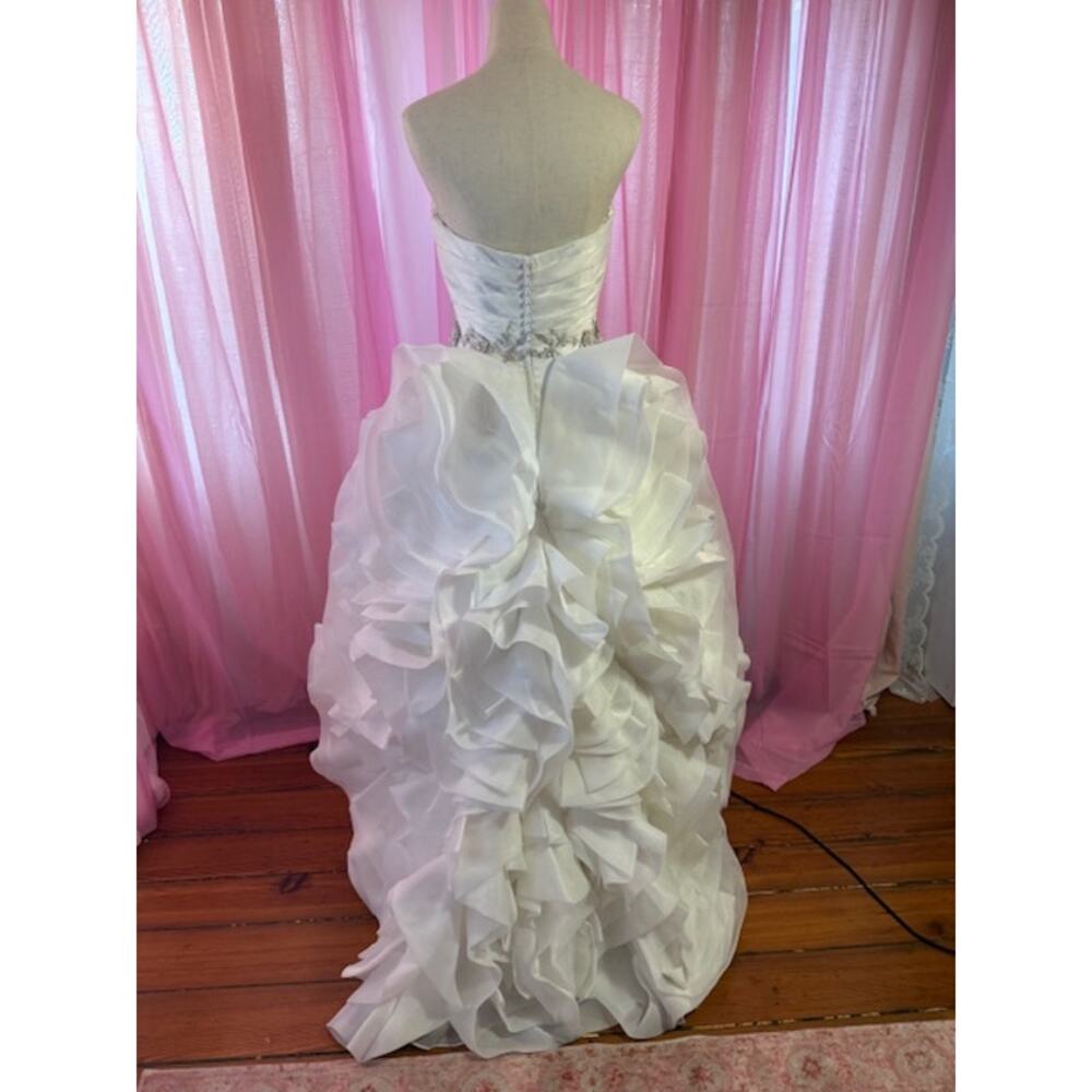 Lis Simon "Constance: Wedding Dress Size 10 - Picture 6 of 7